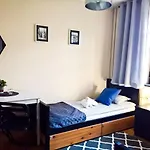 4-Friendshostel